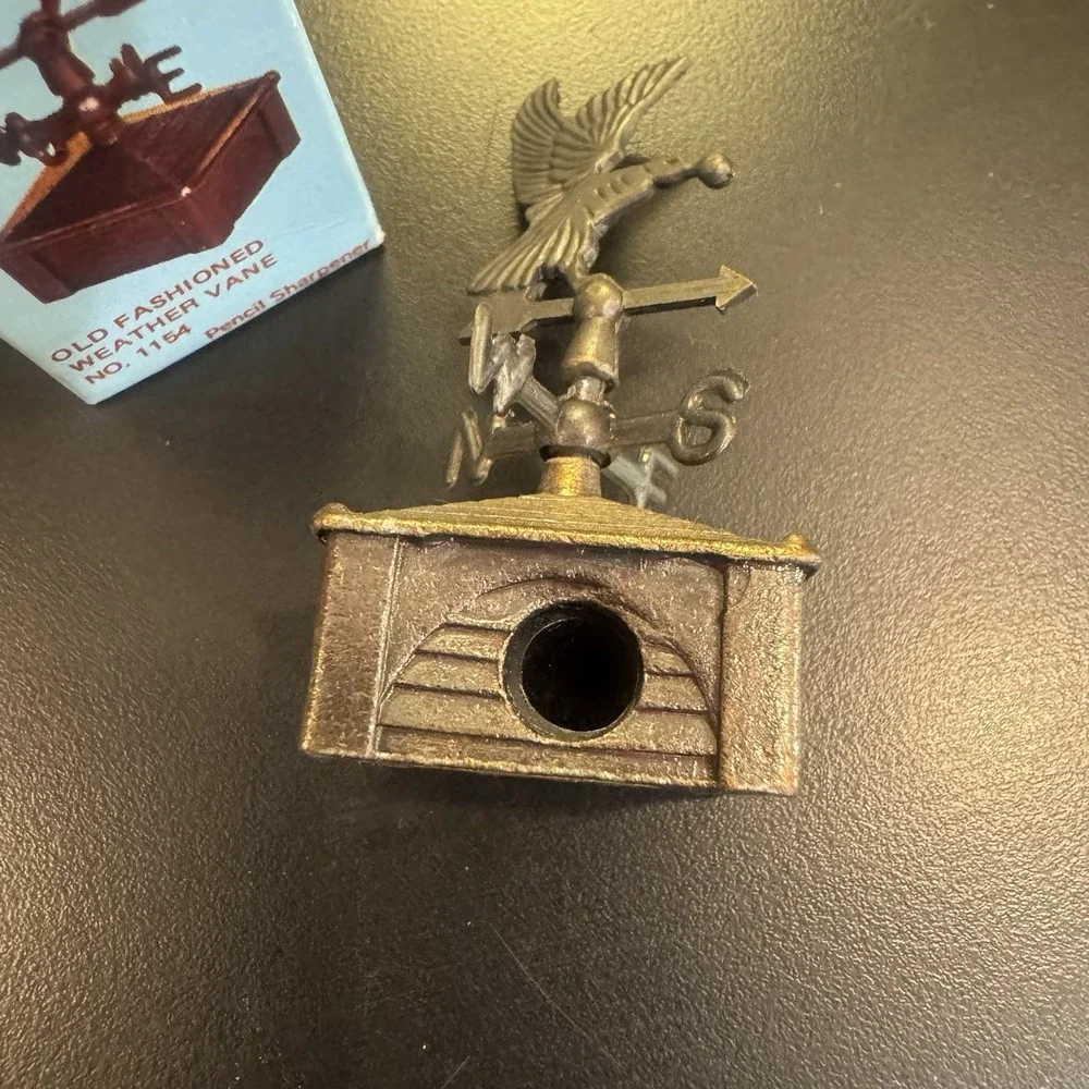 Vintage Die Cast Metal Pencil Sharpener Bird Weather Vane‎ 1154
